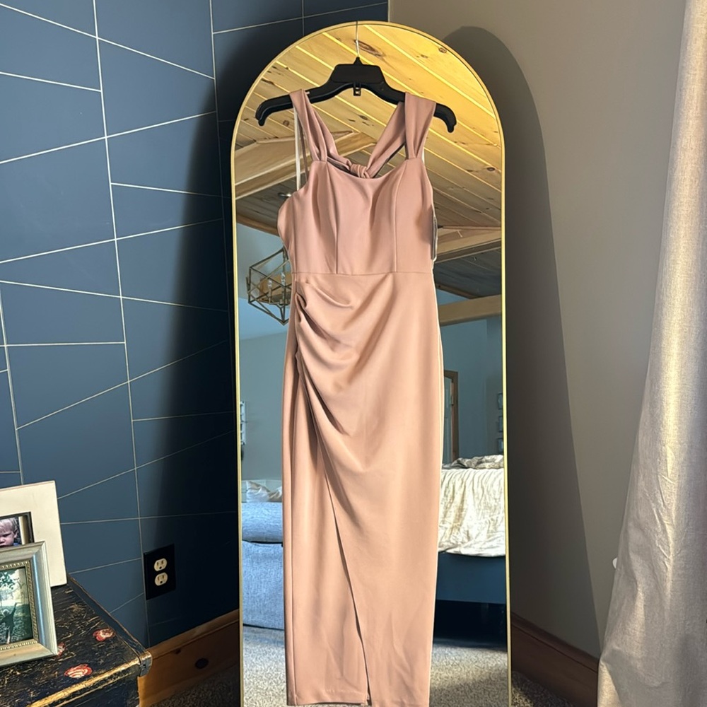 Aqua Formal Bloomingdale’s Exclusive cocktail dress NWT